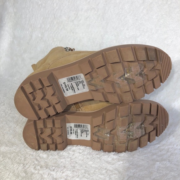 Dolce Vita Patris Boot in Cashew Suede - Picture 10 of 11